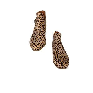 Women's Eric Michael,‎ Lynx Ankle Boot Size 36 EU 6 US Leopard Boots